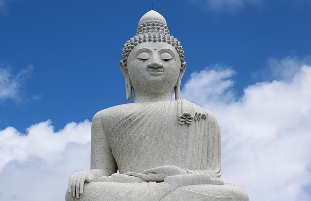 der große buddha von phuket